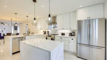 House (3 Bedrooms) | Bahagian dalam