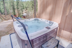 Interior - Ruidoso Cabin Retreat w/ Multi-level Deck (Ruidoso)
