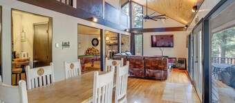 Ruidoso Cabin Retreat w/ Multi-level Deck