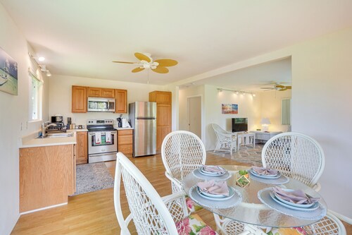 Captain Cook Home on Quiet 3 Acres w/ Fruit Trees