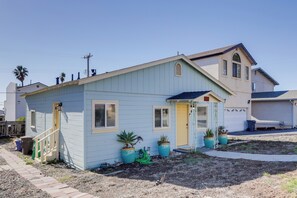 House (1 Bedroom) | Interior - Pet-friendly Cayucos Home: Walk to Public Beach! (Cayucos)