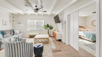 House (1 Bedroom) | Interior