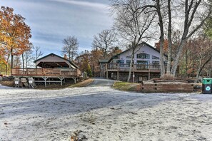 Property grounds - Rustic Masthope Mountain Retreat w/ Private Sauna! (Lackawaxen)