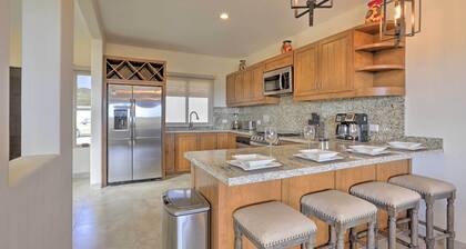 Luxe Cabo Casa w/ Own Rooftop Patio + Pool Access!