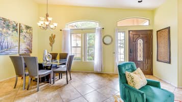 Rumah (4 Bedrooms) | Interior