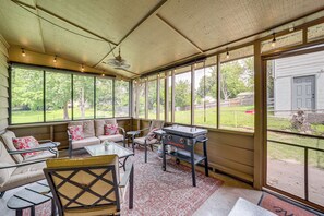 House (3 Bedrooms) | Interior - Family-friendly Sand Springs Home ~ 8 Mi to Tulsa! (Sand Springs)