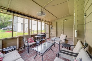 House (3 Bedrooms) | Interior - Family-friendly Sand Springs Home ~ 8 Mi to Tulsa! (Sand Springs)