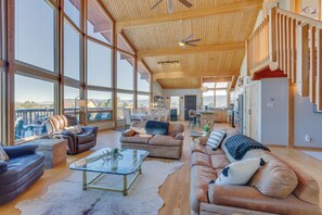 House (3 Bedrooms) | Interior - 3 Mi to Ski Resort: Spacious Angel Fire Retreat (Angel Fire)