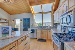 House (3 Bedrooms) | Interior - 3 Mi to Ski Resort: Spacious Angel Fire Retreat (Angel Fire)