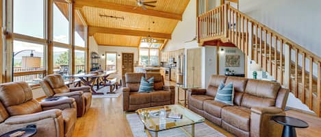 House (3 Bedrooms) | Interior