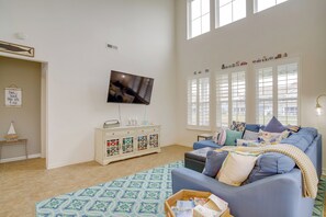 Apartment (4 Bedrooms) | Interior - Shuttle to Beach: Millville Townhome w/ Porch (Millville)