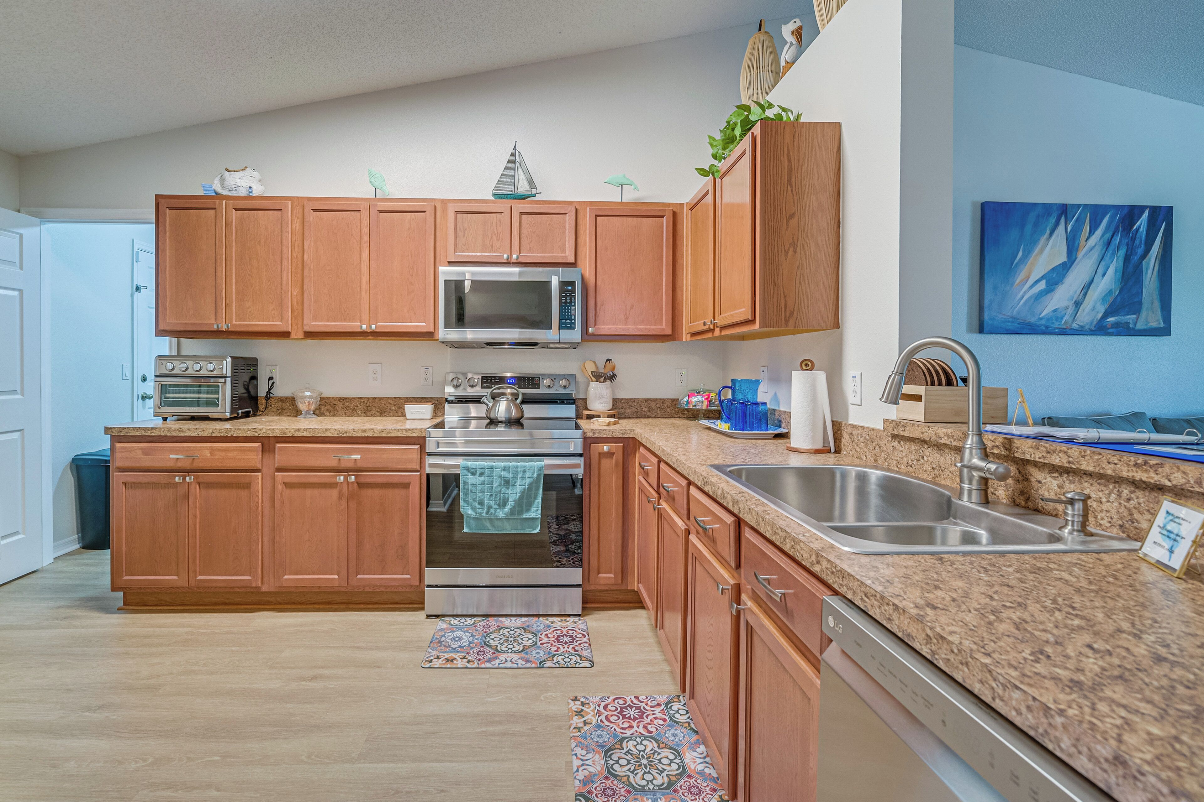 House (3 Bedrooms) | Interior