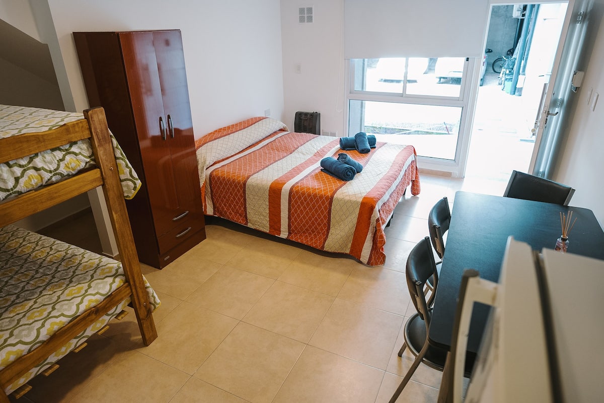 1 habitación, ropa de cama de alta calidad y cubrecamas