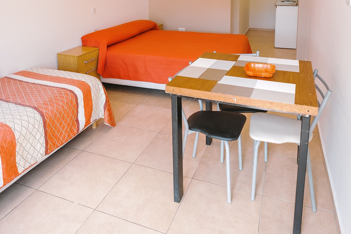 Deluxe Apartment | Premium bedding, down comforters, pillowtop beds, WiFi (free)