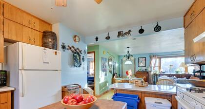 Peaceful Necedah Retreat: 3 Mi to Lakes!