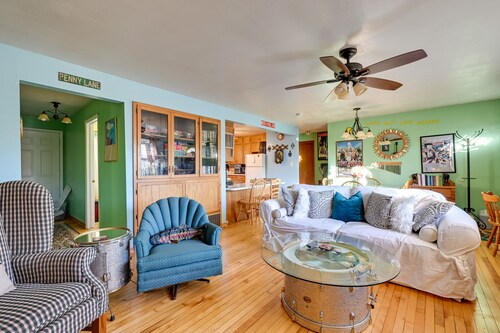 Peaceful Necedah Retreat: 3 Mi to Lakes!