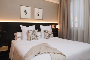 9 slaapkamers, een strijkplank/strijkijzer, wifi, beddengoed