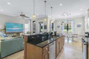 Interior - Golf Cart ~ Pet Friendly ~ Golf Course View (Miramar Beach)