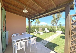 Apartment | Terrace/patio - Residence just 600 meters from the beach (Rosignano Marittimo)