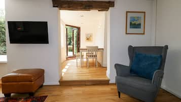 Cottage | Living area