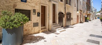 Helios Room 2 by Wonderful Italy