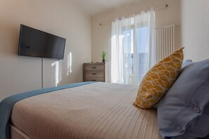 Bügeleisen/Bügelbrett, kostenloses WLAN, Bettwäsche