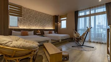 Comfort Quadruple Room | Free WiFi, bed sheets