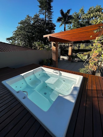 Vila | Hidromassagem externa