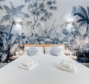 2 bedrooms, desk, iron/ironing board, travel cot - Modern > Luxurious > Cosy Apartment 
5 minutes walk from the VATICAN and METRO (Roma)