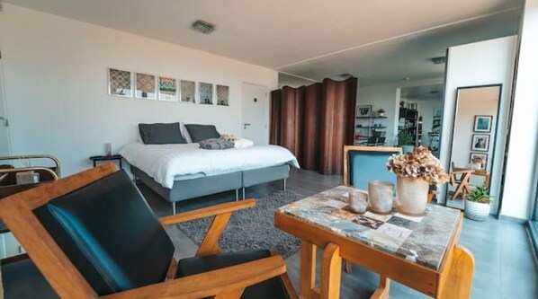 1 bedroom, desk, soundproofing, iron/ironing board