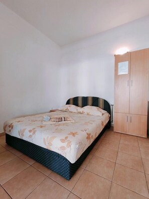1 habitación, wifi y ropa de cama 