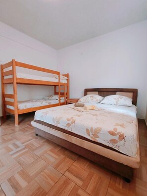 WiFi, bed sheets - Matuško Residence / Quadruple room 4 (Neum)