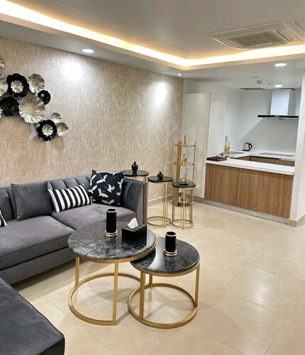 Gold crest Mall & Residence luxury apartments 