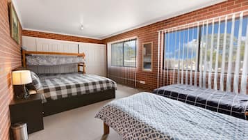 4 chambres, fer et planche Ă repasser, Wi-Fi gratuit, draps fournis