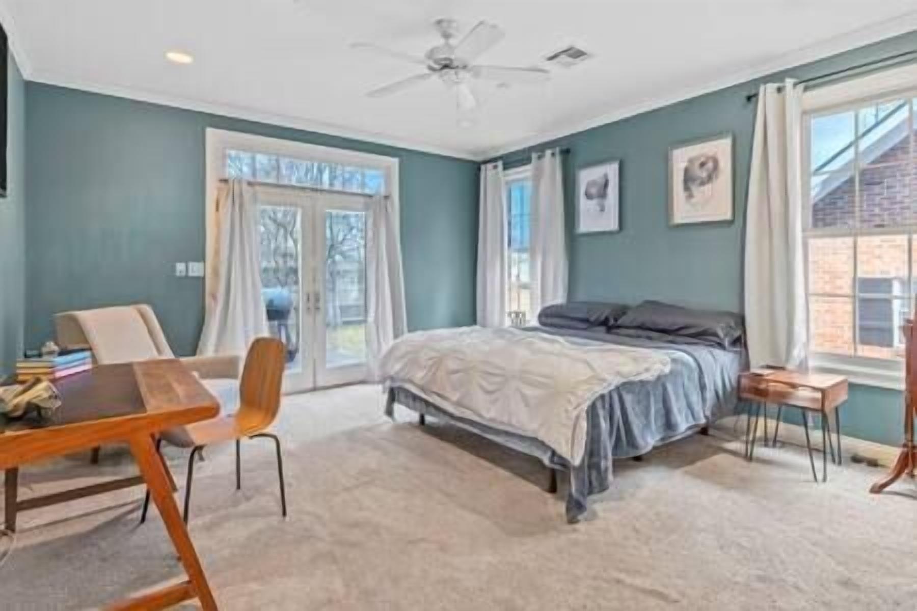 3 bedrooms, WiFi, bed sheets