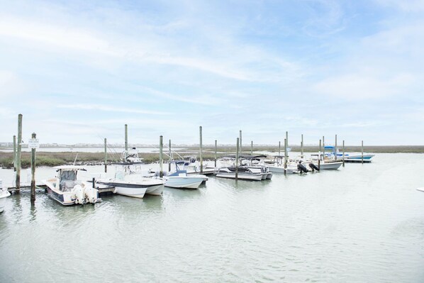 Marina/club náutico