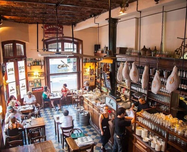 تناول الطعام