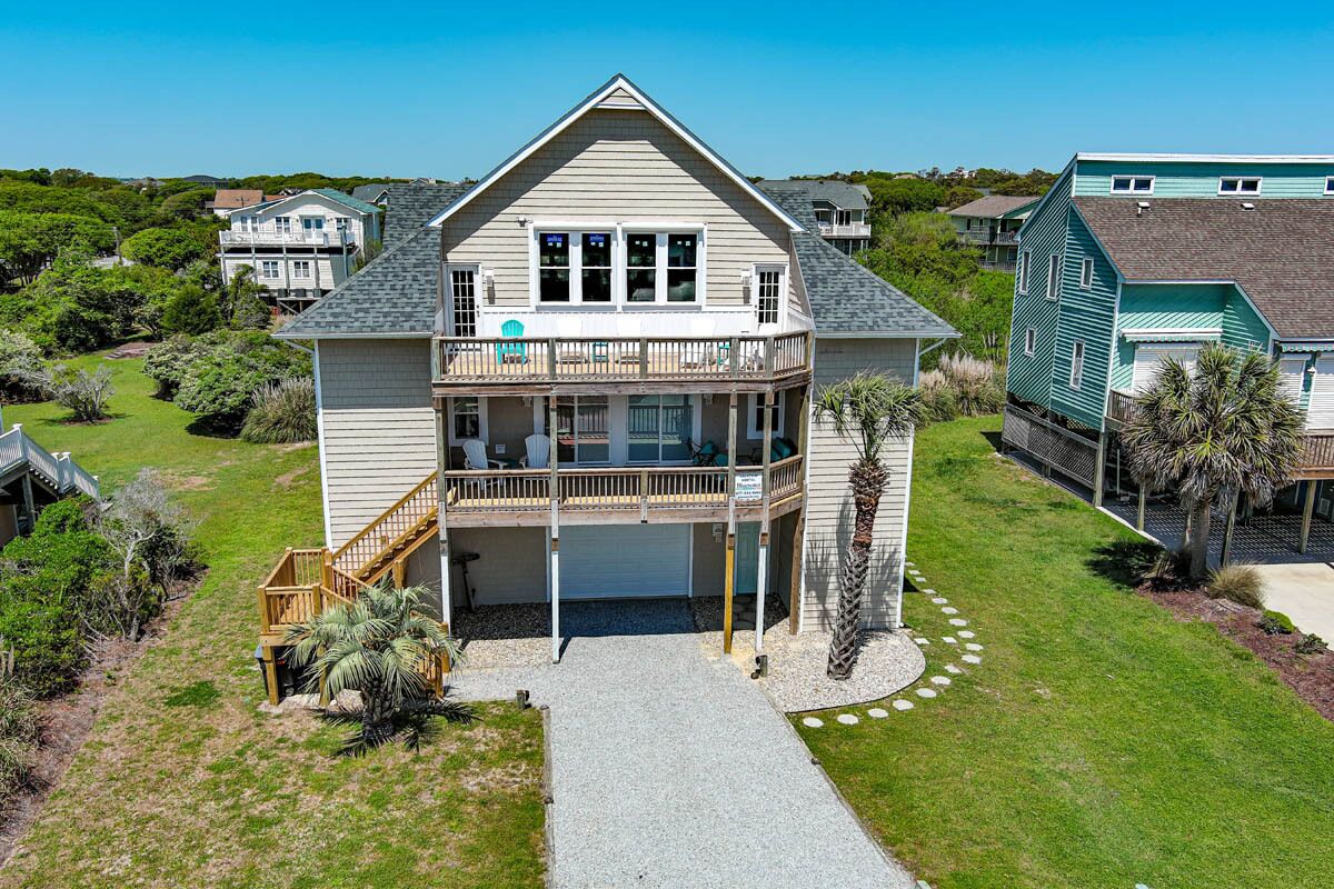An Emerald Gem, Almost Oceanfront House in Emerald Isle, NC!