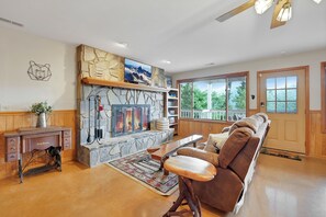 Smart TV, fireplace, video games, DVD player