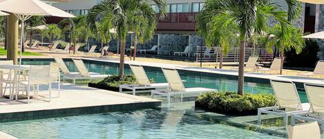 Departamento Deluxe | Alberca | Alberca al aire libre