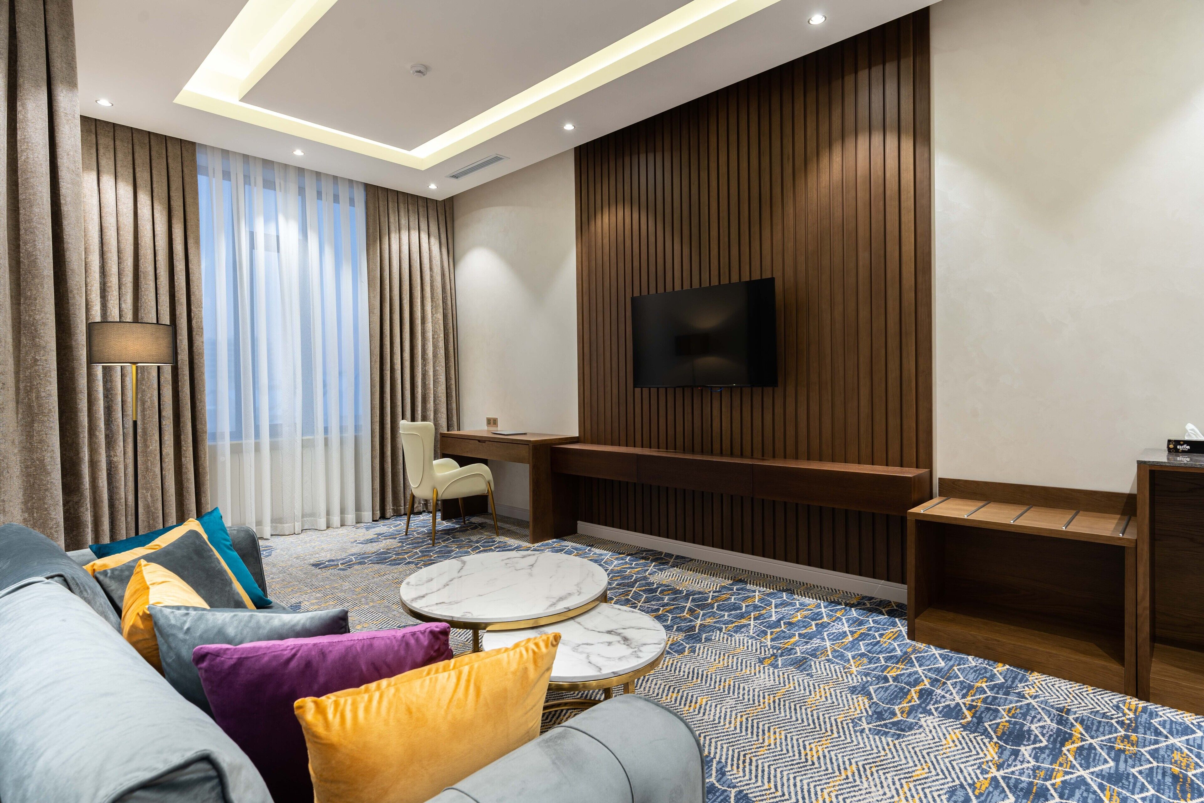 Ropa de cama hipoalergénica y minibar 