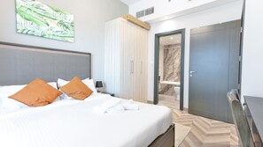 Comfort Apartment | 1 bedroom, individually decorated, iron/ironing board, free WiFi - Luxury StayCation - Vibrant 1BR Apartment With Pool and Huge Balcony  (Dubai)