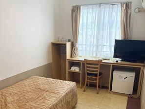 1 dormitorio, escritorio, wifi gratis y ropa de cama