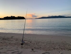Beach - WEST building Maximum 10 people x 2 buildings A  / Nago Okinawa (Nago)