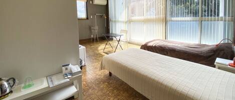 1 makuuhuone, työpöytä, ilmainen Wi-Fi, vuodevaatteet