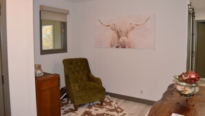 Interior - Coronado Area | Home | Sleeps 4 (Hot Springs)