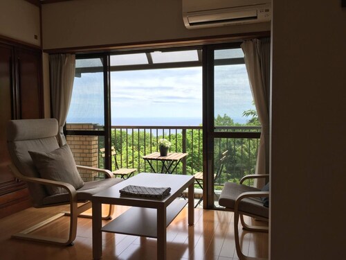 Masaya Villa nestled at the foot of Mt Omuro / Ito Shizuoka