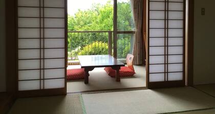 Masaya Villa Omuro 103 nestled at the foot of Mt / Ito Shizuoka