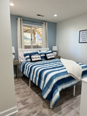 3 habitaciones, escritorio, wifi gratis y ropa de cama