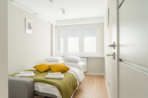 Apartment | 2 bedrooms, iron/ironing board, free WiFi - Powiśle Górnośląska 3 (Warsaw)
